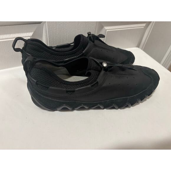 ECCO Leather Slip On EU 42 Men’s 8.5 Women’s 11 Black Toggle Comfort Dayla main image 10